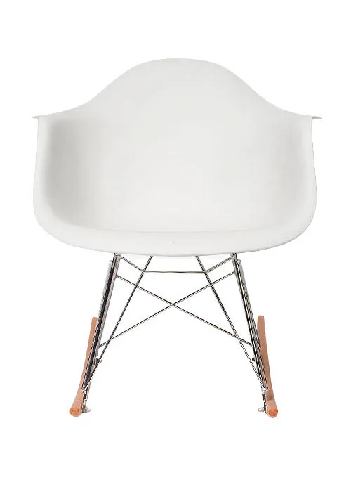 mecedora-eames-frente-blanco.webp