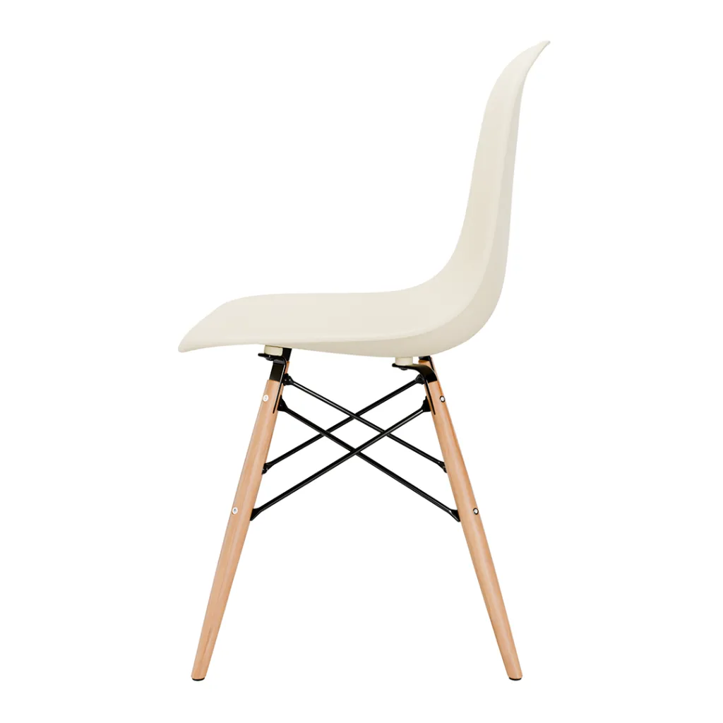 6. 5755 SILLA EAMES FENDI PATAS DSW MAD.webp